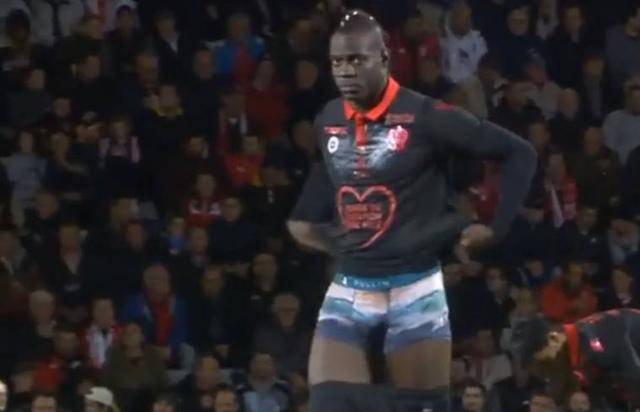 埃贝尔：努贝尔今天有一两次失误，但他依然是一名杰出的门将（埃贝尔力挺努贝尔：虽有一两次失误，仍是杰出门将）