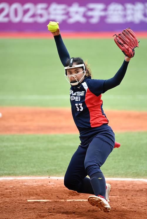 巴黎圣日耳曼梅西助攻内马尔进球（梅西送出助攻，内马尔为巴黎圣日耳曼破门）