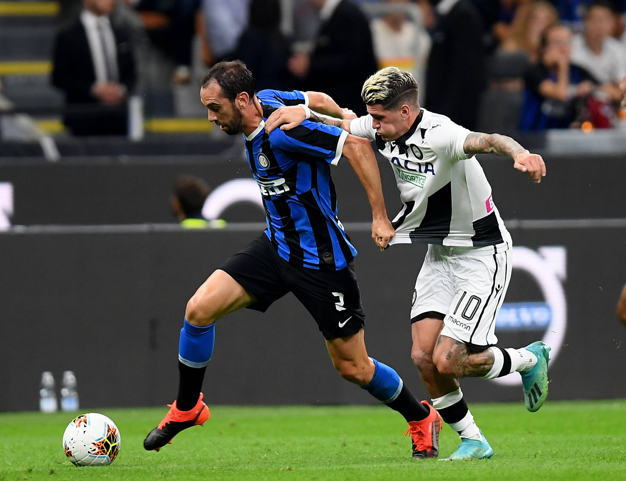 北青：中国女足与强队的全面差距越来越大，留洋不是只送出去（北青：女足与世界强队差距愈发明显，留洋不能仅是送出去）