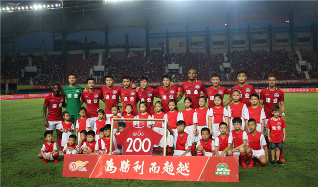 与老佛爷“离婚”？拉波尔塔：我们从未结婚，所以谈不上离婚（被指与老佛爷“离婚”，拉波尔塔回应：从未结婚，何谈离婚）