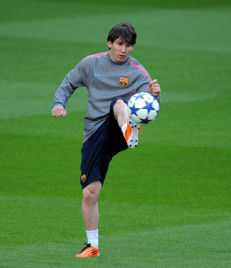 荷兰杯前瞻：威廉二世主场盼晋级，鹿特丹斯巴达欲终结尴尬（荷兰杯前瞻：威廉二世主场冲击晋级，鹿特丹斯巴达力求止颓）