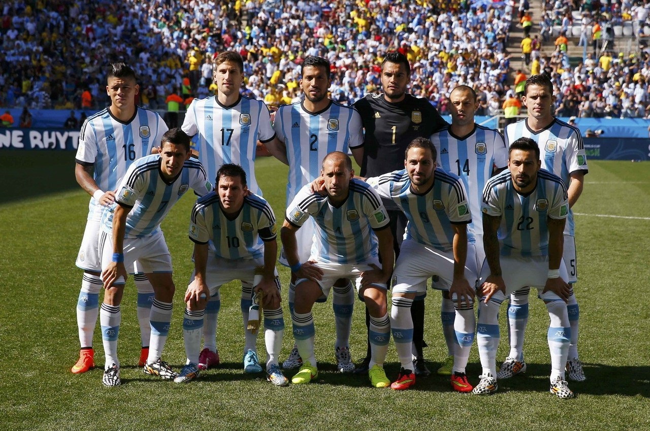 德天空：皇马有意法鹰后卫布朗，近期已派球探考察球员（德天空：皇马相中法鹰后卫布朗，近期开启球探考察）